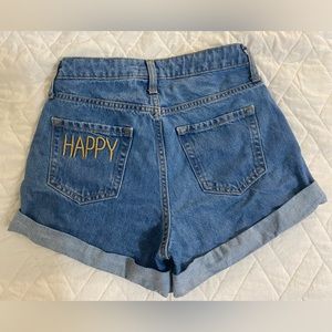 Denim HAPPY shorts. Size 00 - 24. Never worn, didn’t fit. Brand new.